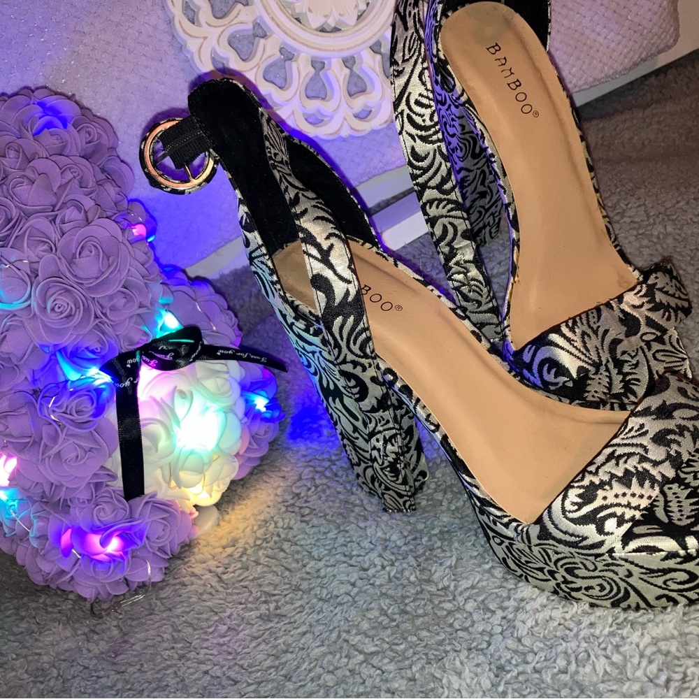 BAMBOO HEELS